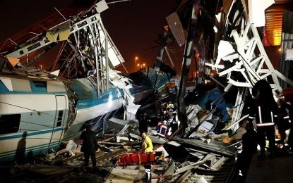 برخورد قطار در ترکیه ۴ کشته و ۴۳ زخمی بر جا گذاشته است