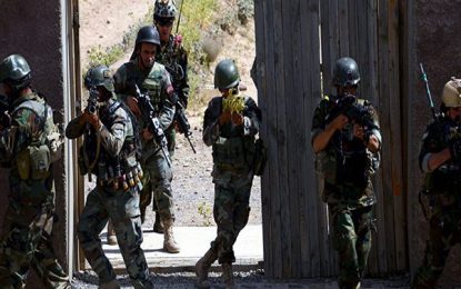 نیروهای ویژه ارتش ۳۸ تن را از زندان طالبان در غزنی رها کردند