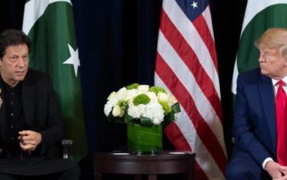 عمران‌خان در دیدار با ترامپ، خواستار از سرگیری مذاکرات صلح با طالبان شد