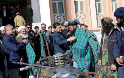 یک گروه ۱۸ نفری طالبان در غور به دولت پیوستند